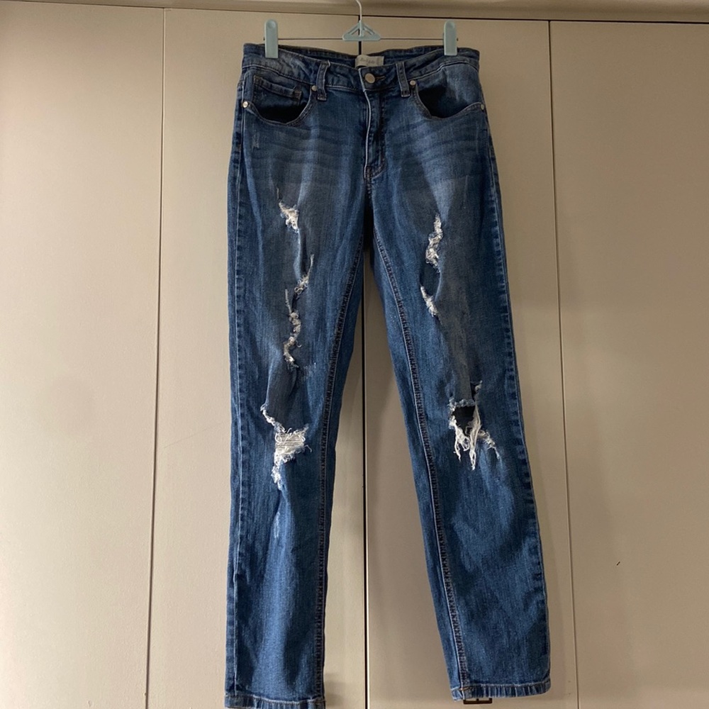 Altar'd State Distressed Skinny Jeans‎